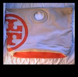 Double stacked signature t bag